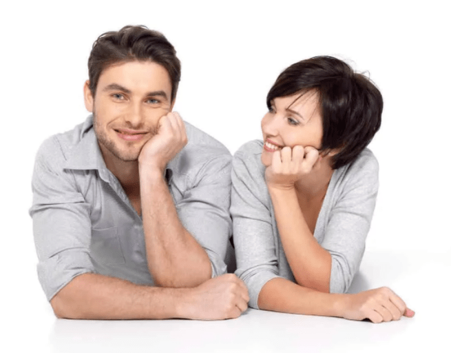 Home e muller satisfeitos despois dun curso de tratamento de prostatite con cápsulas de Prostamin